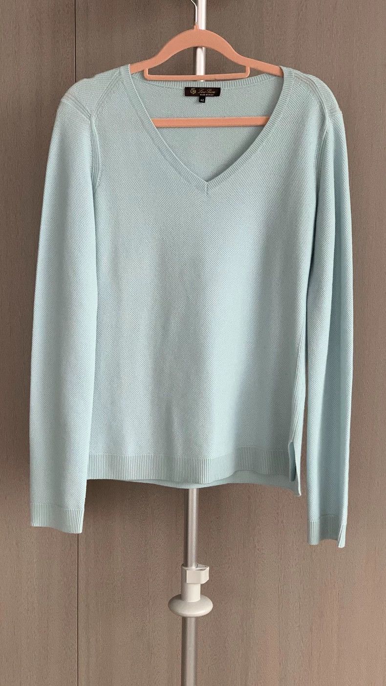 Loro Piana Loro Piana V-neck cashmere sweater 2504-Nextarrow Size M / US 6-8 / IT 42-44 - 2 Thumbnail