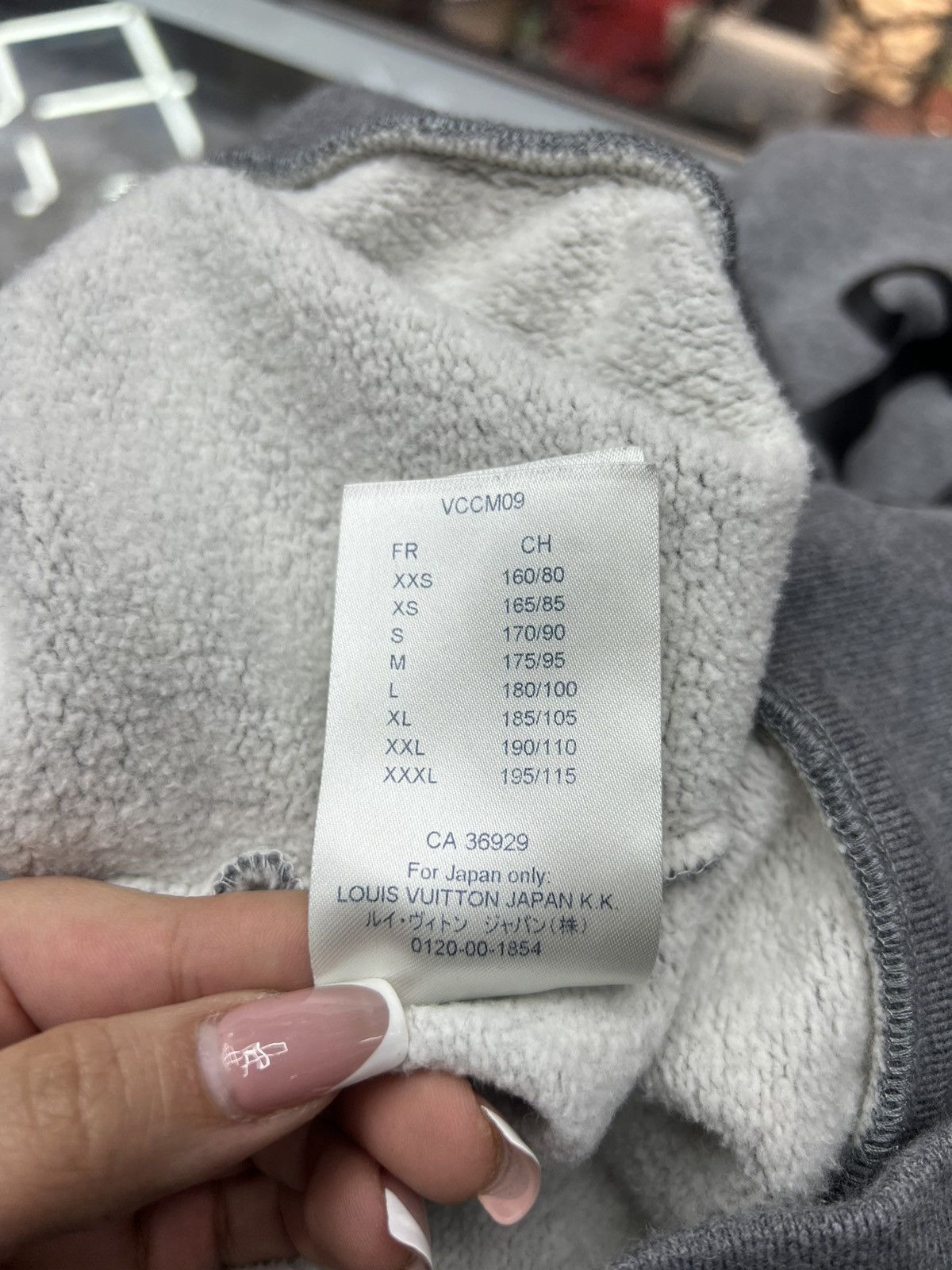 Louis Vuitton Louis Vuitton Grey Nigo Sweater Size US M / EU 48-50 / 2 - 8 Thumbnail