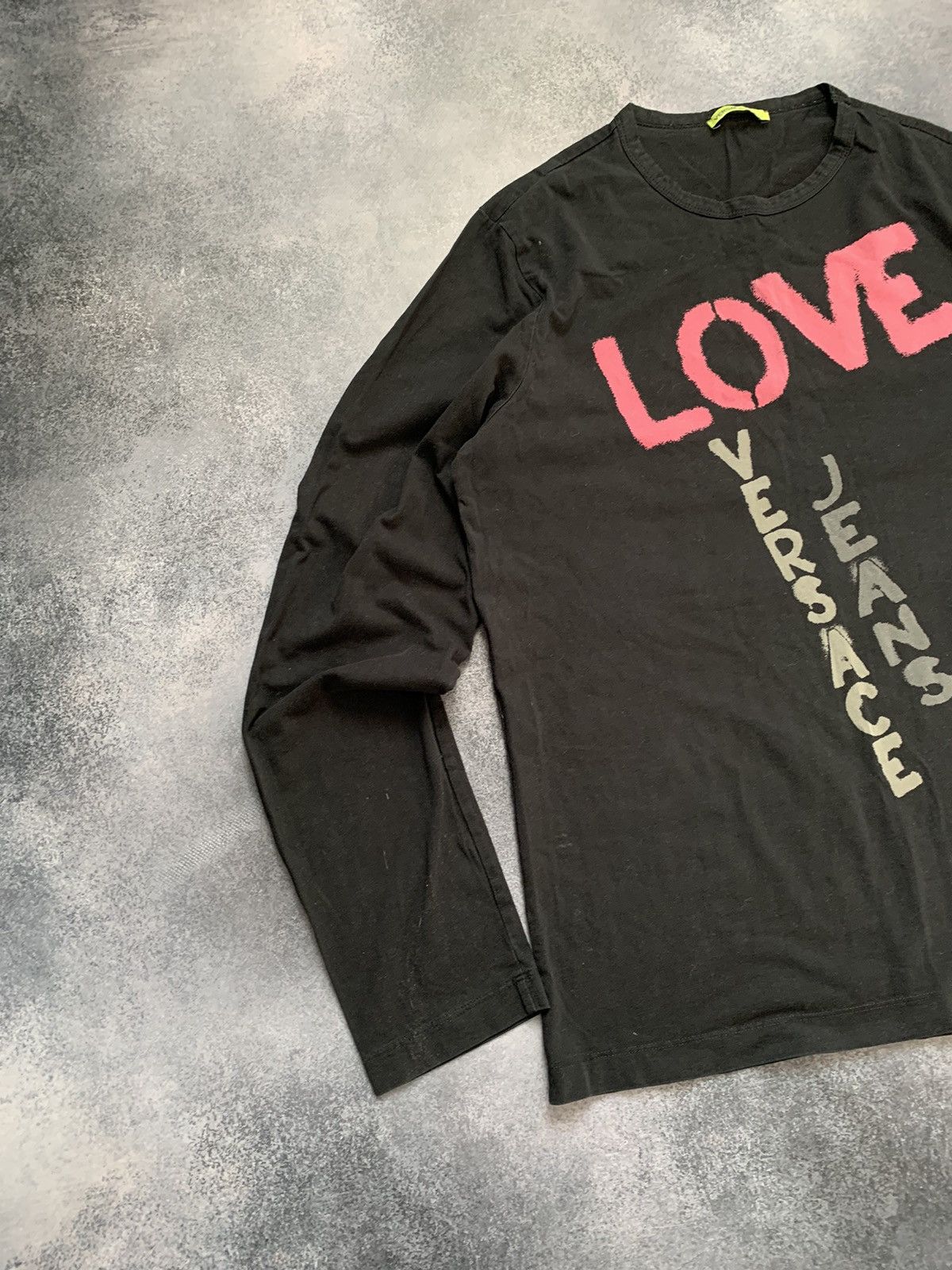Versace × Versace Jeans Couture Versace jeans love long sleeve y2k Size US M / EU 48-50 / 2 - 2 Thumbnail