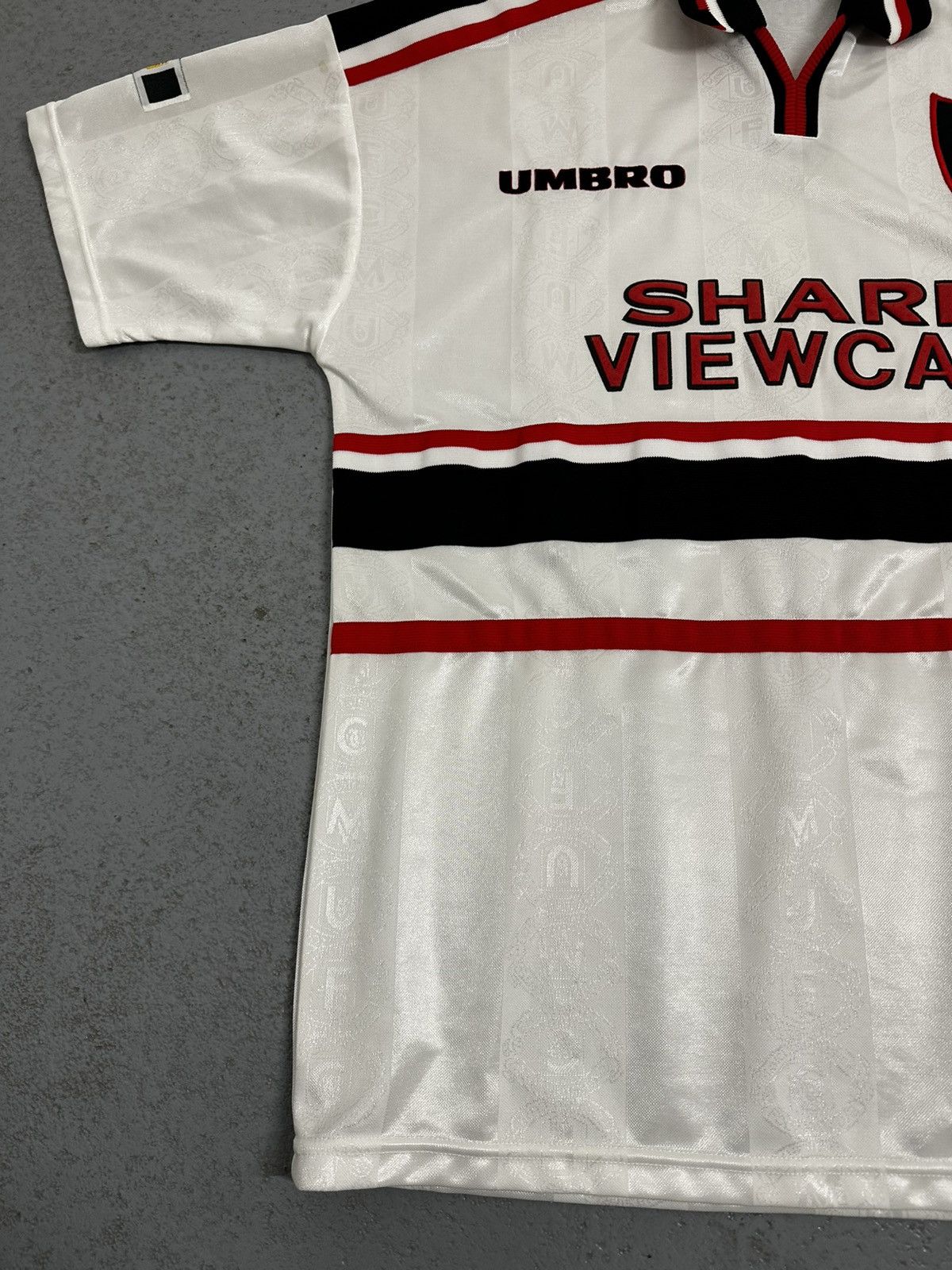 Umbro Vintage 1997/99 Umbro Manchester United Away Soccer Jersey Size US L / EU 52-54 / 3 - 4 Thumbnail