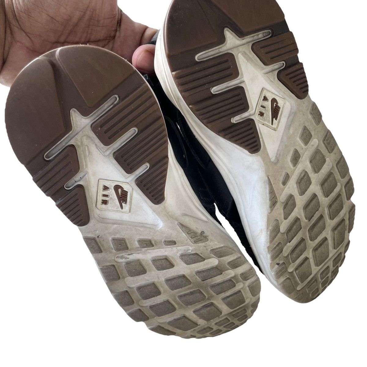 Nike Nike Air Huarache Ultra WMN Leather Sandals Size US 6 / IT 36 - 10 Thumbnail