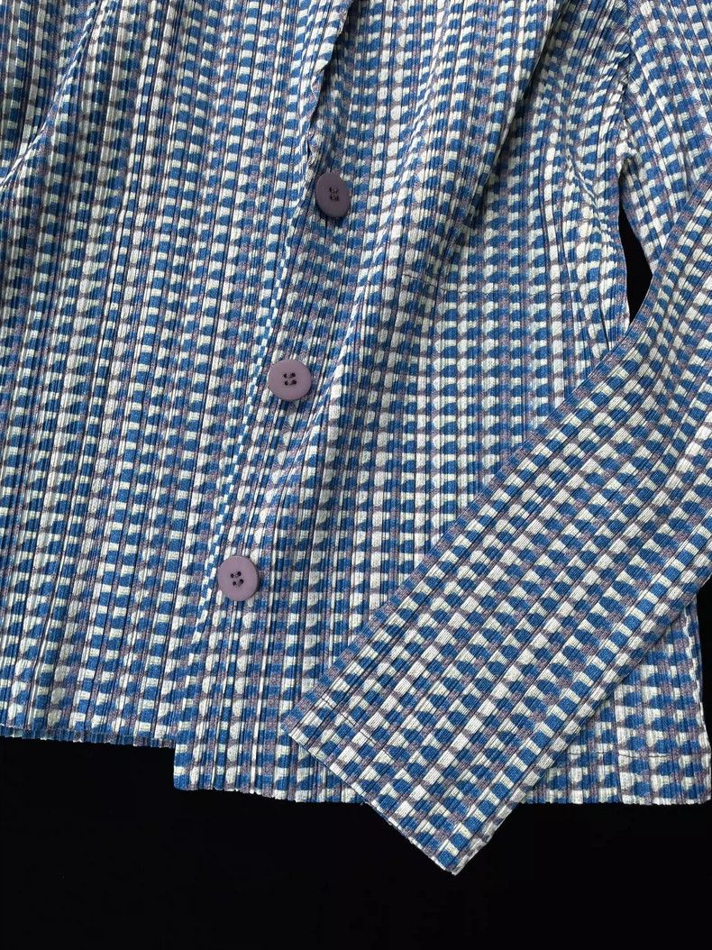 Issey Miyake Issey Miyake size:3 The light blue color is particularly f Size M / US 6-8 / IT 42-44 - 3 Thumbnail