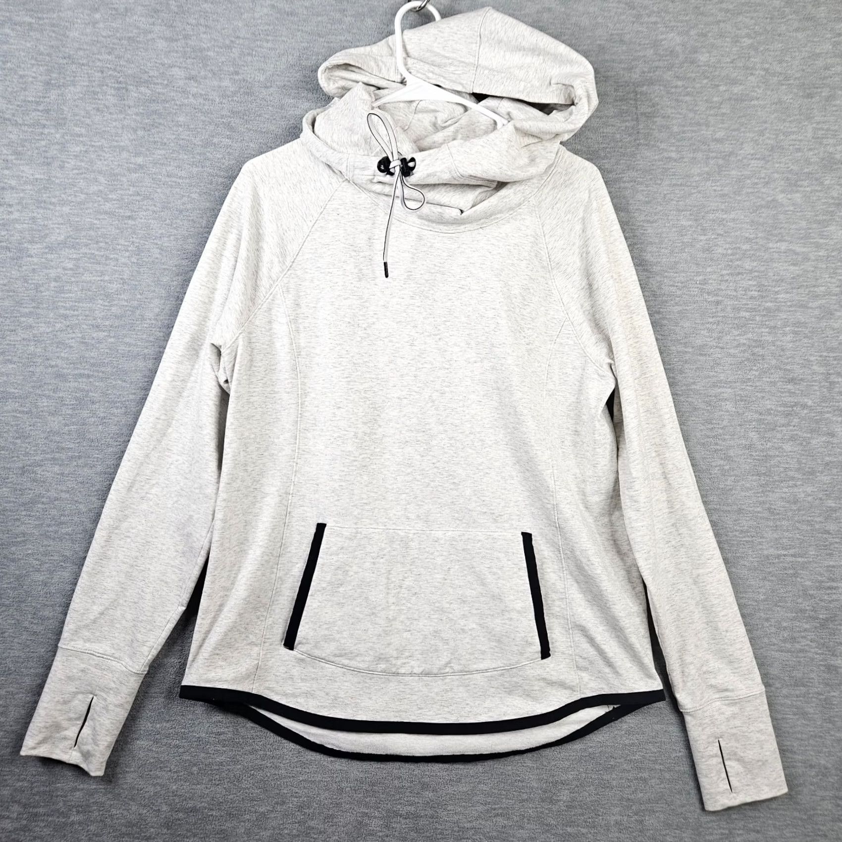 Athleta ATHLETA Hoodie Sweatshirt Pullover Women's L Light Grey Raglan Sleeve Logo Activewear All Seasons Seasonal Fall Winter Spring Summer Size L / US 10 / IT 46 - 2 Thumbnail