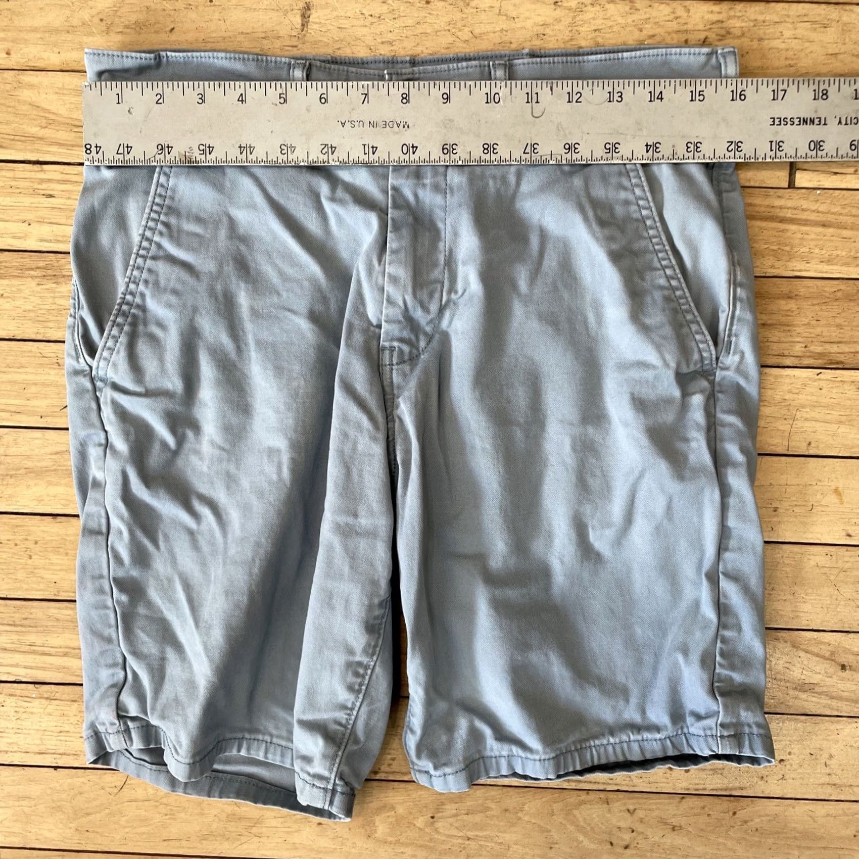 Levi's VINTAGE Levi's Shorts Men 30 Blue Canvas Flat Chino WhiteTab Levis 30x8 Size US 30 / EU 46 - 7 Thumbnail