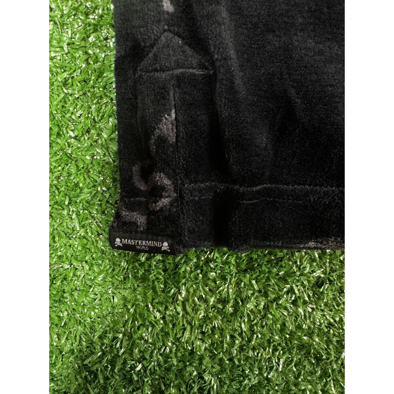 Mastermind Japan Mastermind Vs. Bape Velour Black All Over L/S Shirt Size SM Size US S / EU 44-46 / 1 - 5 Thumbnail