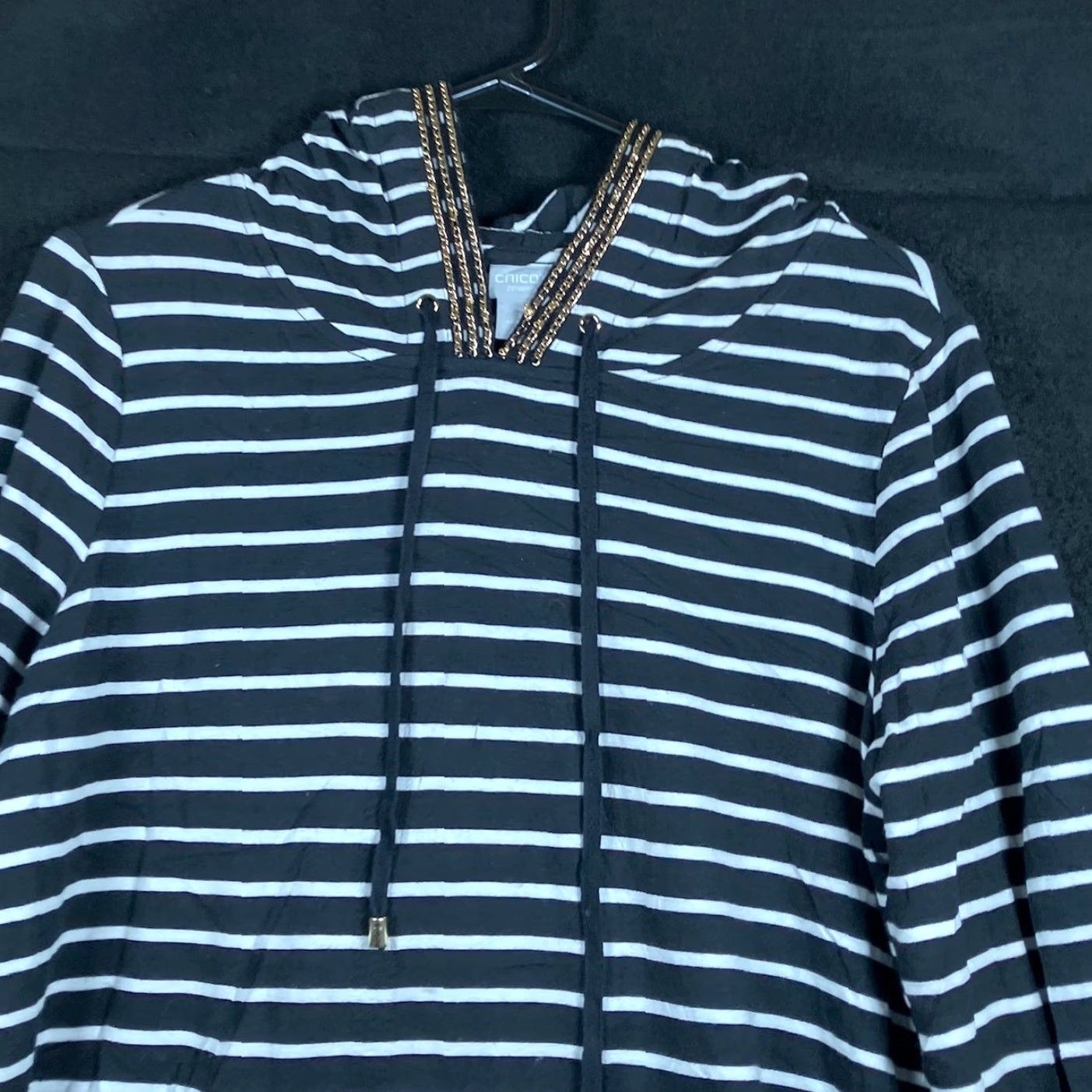 Vintage Zenergy by Chico's Women Sweater Black White Striped Chain Accent Knit Pullover Regular 4 XS? No, 4 Size S / US 4 / IT 40 - 2 Thumbnail