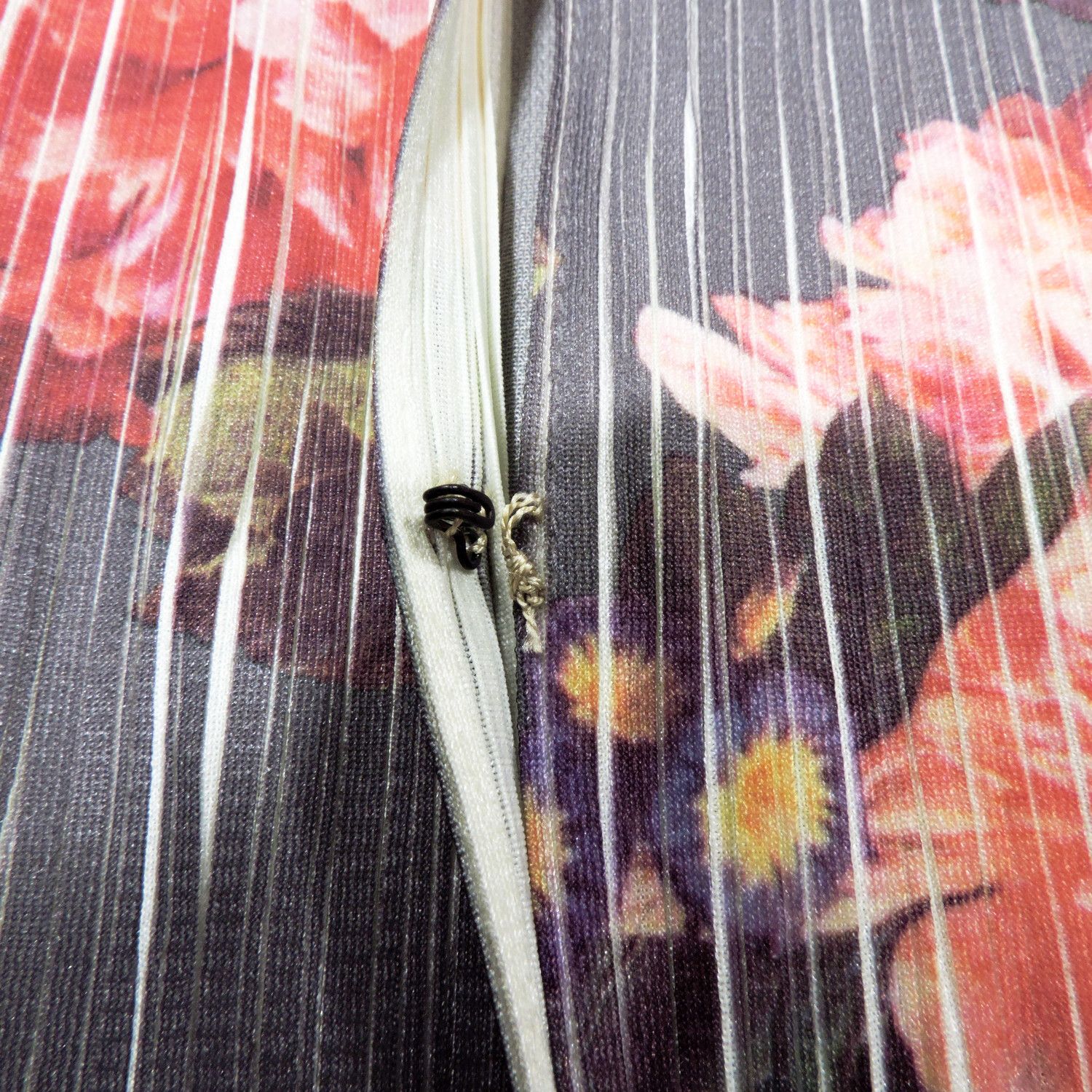 Issey Miyake 90’S ISSEY MIYAKE PLEATS PLEASE FLORAL TANK TOP VEST SHIRT Size L / US 10 / IT 46 - 7 Thumbnail