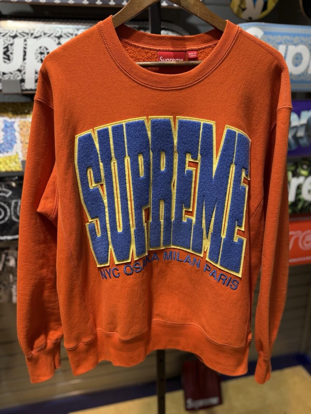 Supreme Supreme Crew Neck Sweatshirt Orange Knicks NYC Medium Size US M / EU 48-50 / 2 - 1 Thumbnail