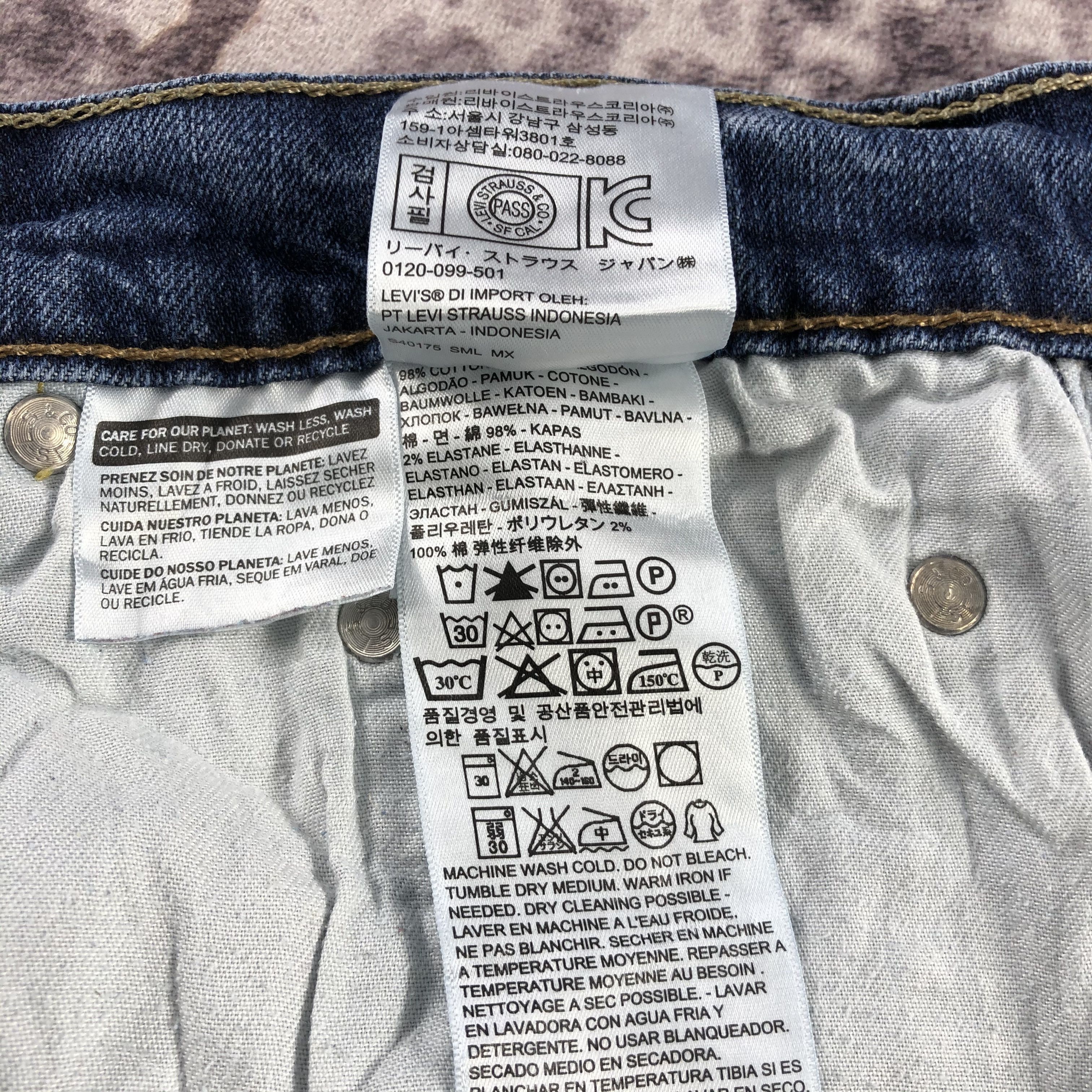 Levi's × Vintage Vintage Blue Wash Levis 559 Jeans-JM2909 Size US 36 / EU 52 - 12 Thumbnail