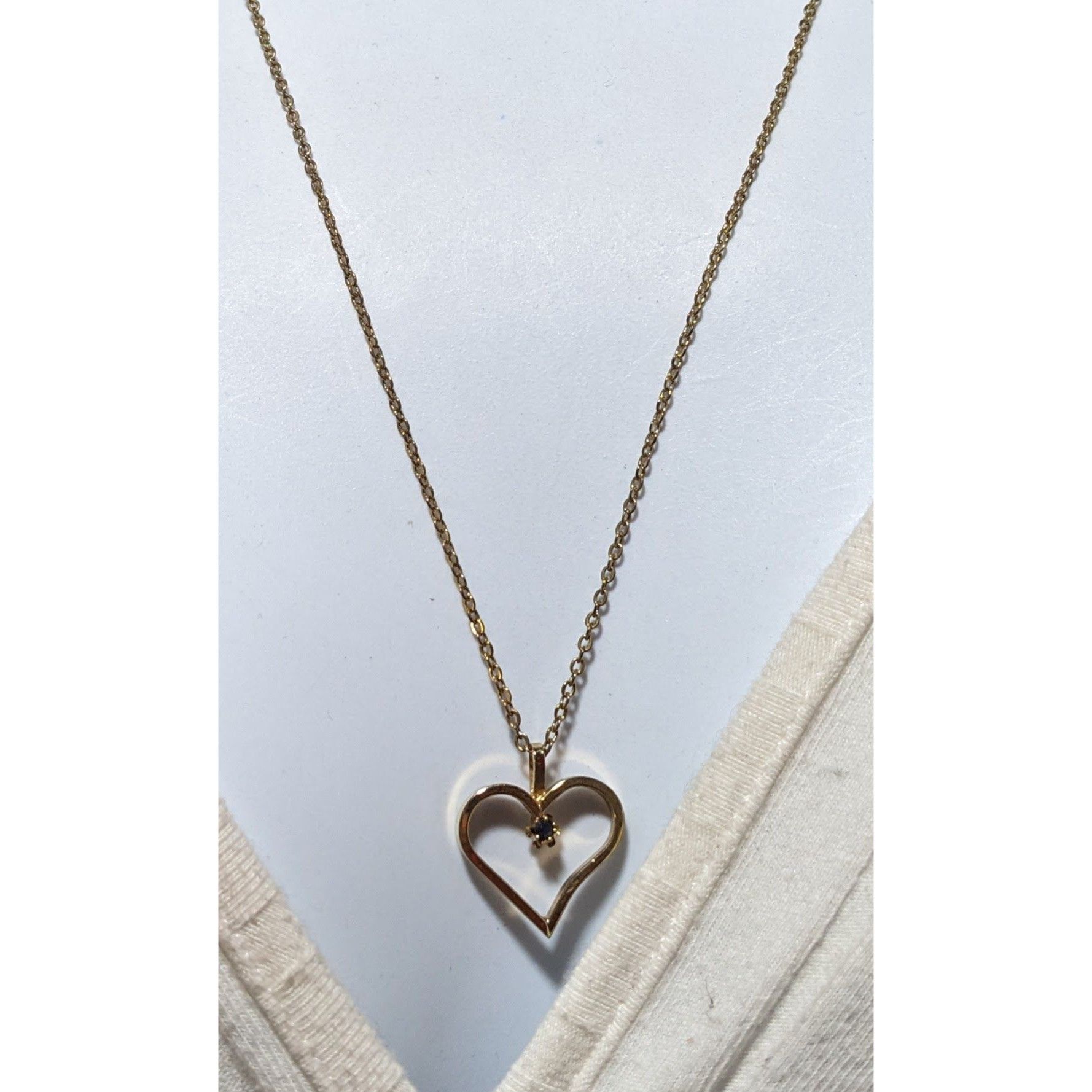 Other Gold Open Heart Blue Gem Necklace Size ONE SIZE - 4 Thumbnail