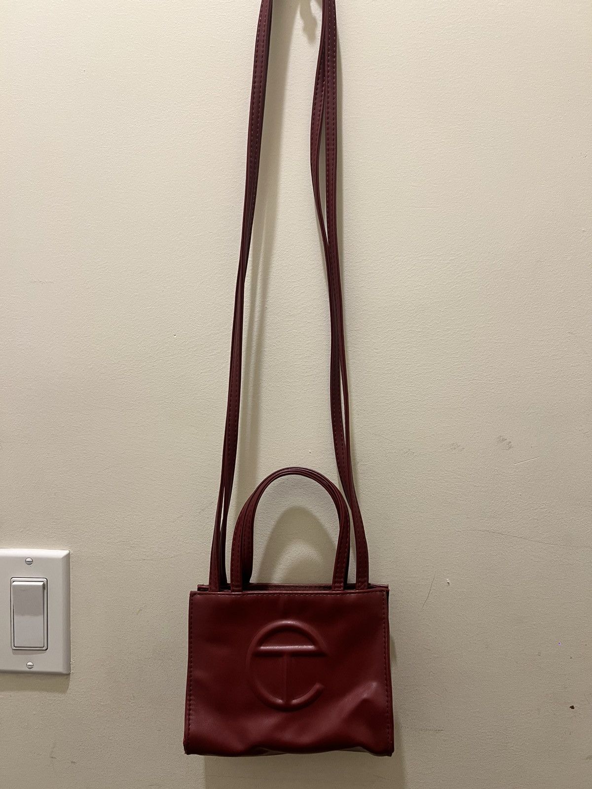 Telfar Telfar bag, small in oxblood Size ONE SIZE - 1 Thumbnail
