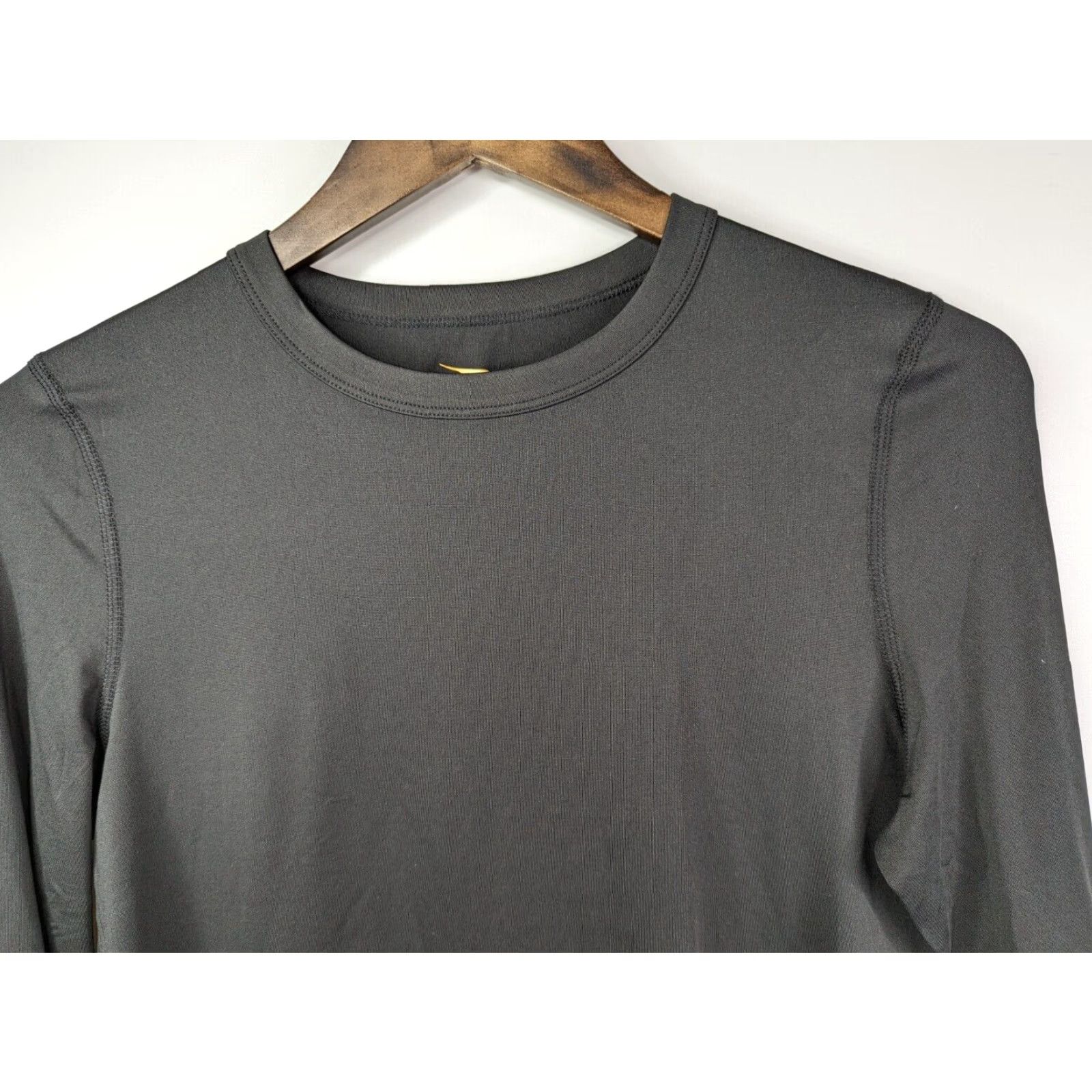 Vintage Crane Long Sleeve T-Shirt Womens Medium Black Exercise Top Dry Quick Stretch Top Shirt Womens Medium Black Quick Dry Athletic Running & Jogging Size M / US 6-8 / IT 42-44 - 2 Thumbnail