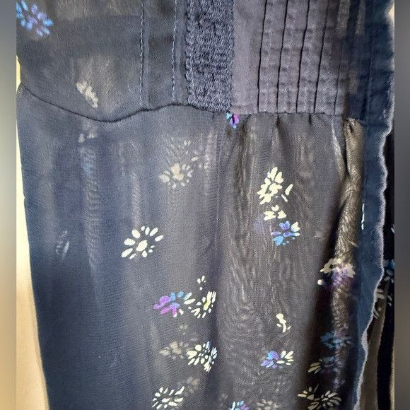 Free People Free People Sheer Navy Floral Button-Down Blouse – Sz M Size M / US 6-8 / IT 42-44 - 5 Thumbnail