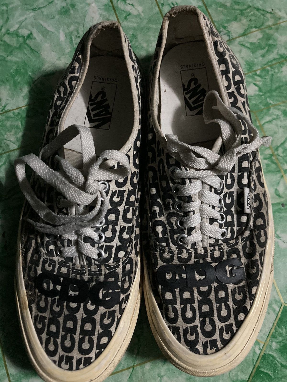 Comme des Garcons × Designer × Vans Shoes Low Vans X Comme des garçon Size US 10.5 / EU 43-44 - 2 Thumbnail