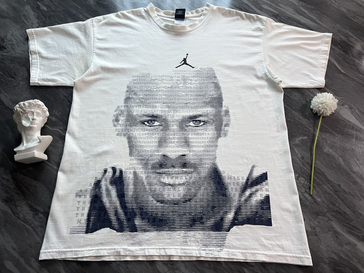 NBA Nike NBA : Michael Jordan Big Face Size US XL / EU 56 / 4 - 3 Thumbnail