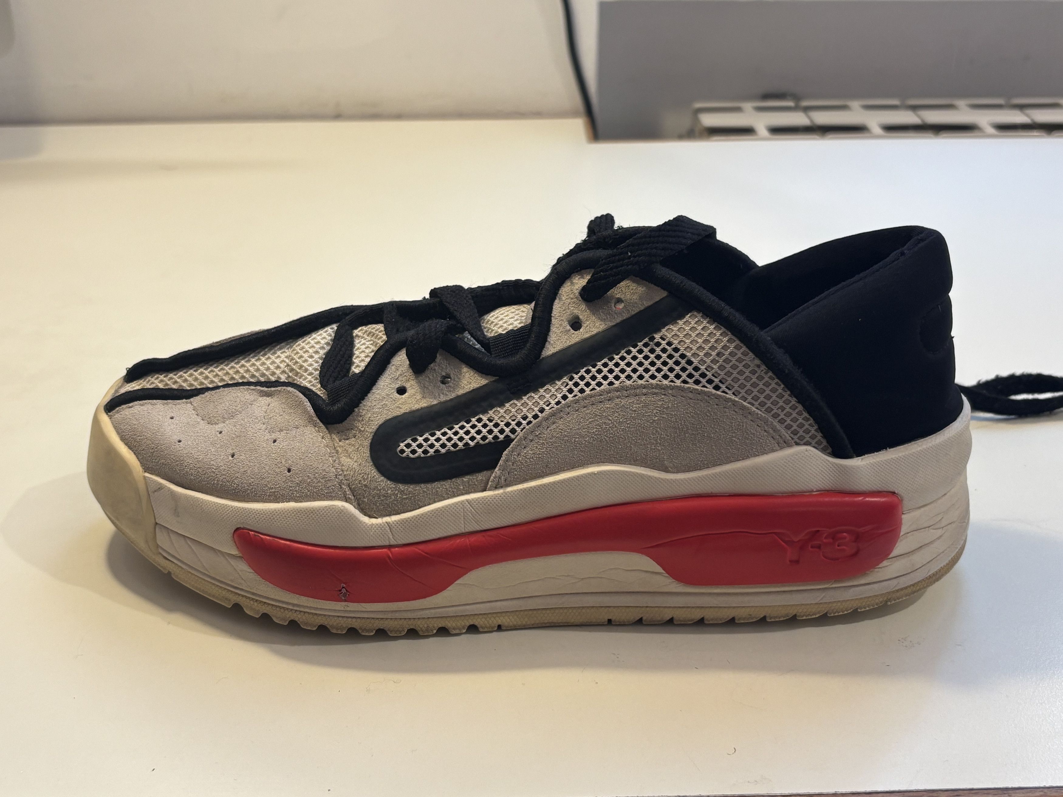 Yohji Yamamoto Used Y3 shoe, but still in good condition Size US 9 / EU 42 - 9 Thumbnail