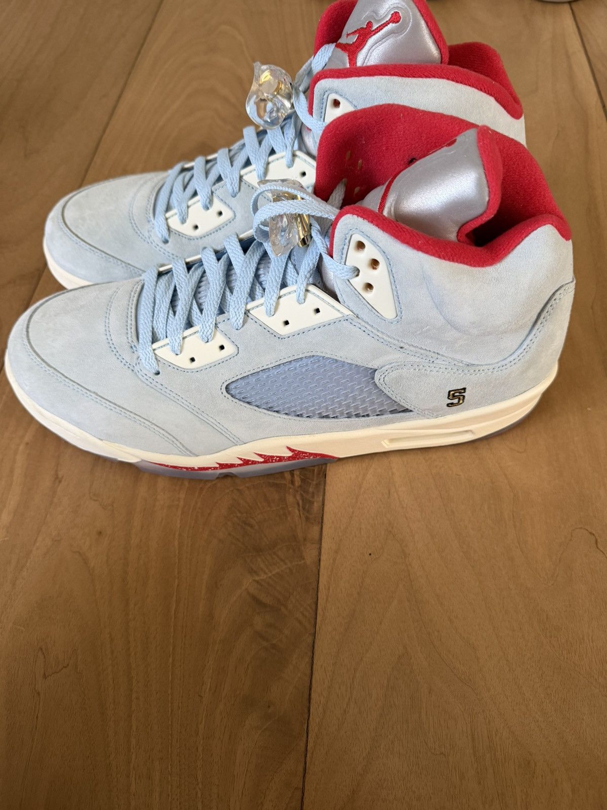 Air Jordan 5 x Trophy Room Retro Ice Blue