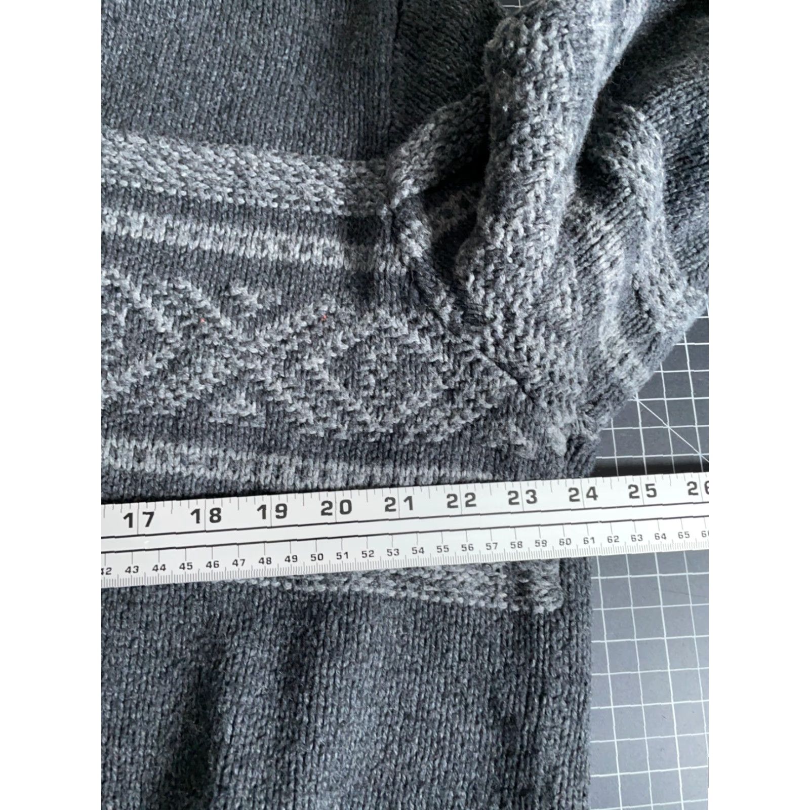 Eddie Bauer VINTAGE Eddie Bauer 1/4-Zip Sweater Mens XL Dark Gray Geometric Wool Blend Knit Size US XL / EU 56 / 4 - 5 Thumbnail