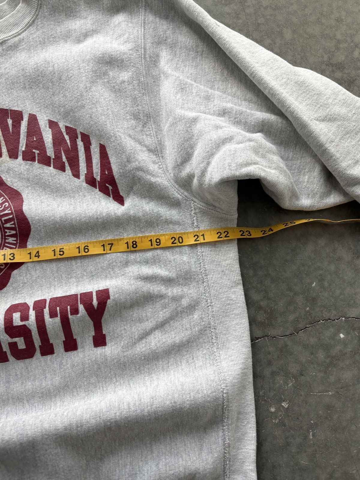 Champion Vintage 90s Champion Reverse Weave Transylvania University Size US L / EU 52-54 / 3 - 12 Thumbnail