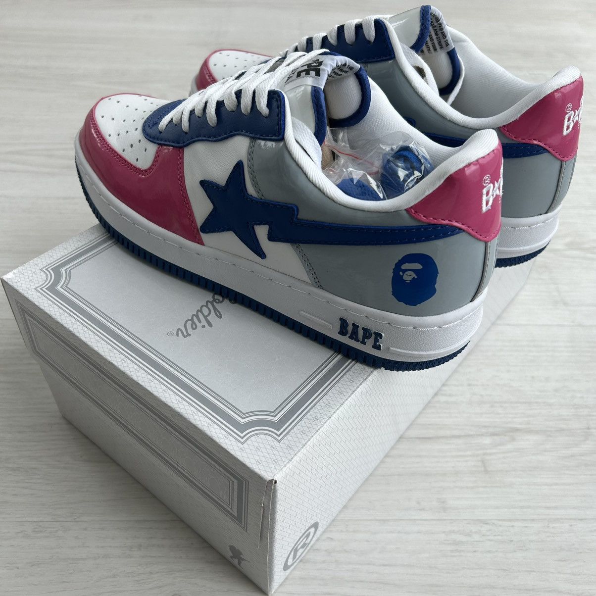 Bape VERY RARE OG 2009 A BATHING APE NiiGATA EXCLUSIVE BAPESTA Size US 9.5 / EU 42-43 - 3 Thumbnail