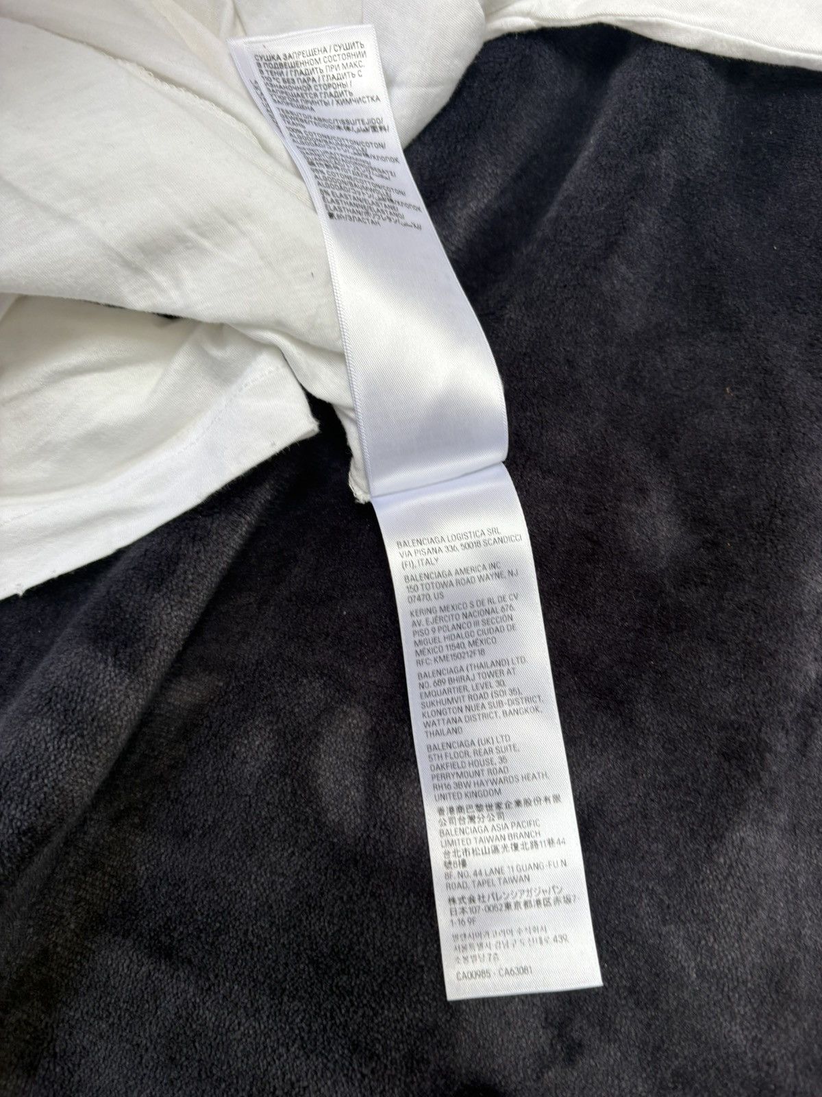 Balenciaga Balenciaga White T/Shirt Size US M / EU 48-50 / 2 - 5 Thumbnail