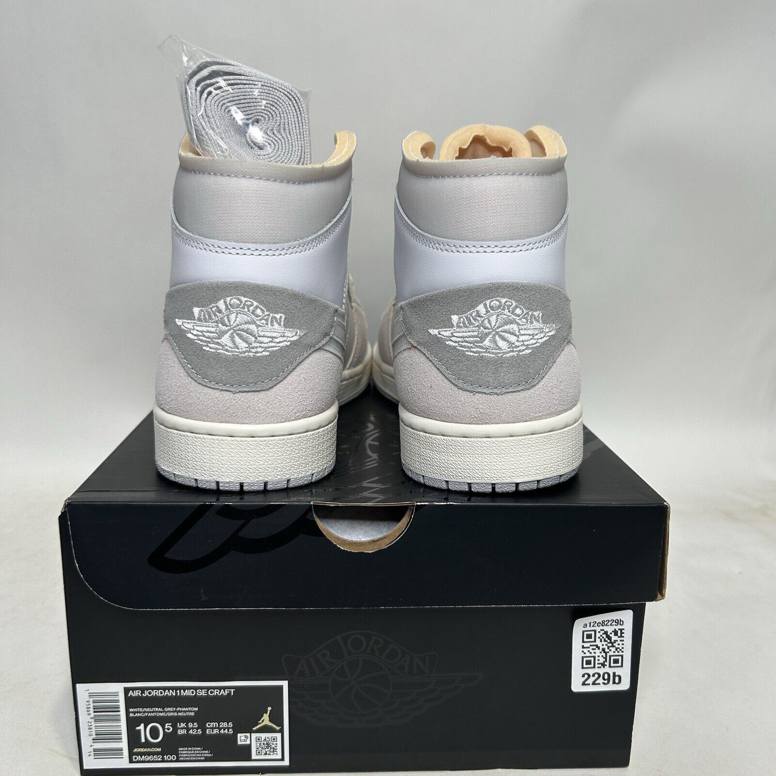 Jordan Brand Nike Shoes Air Jordan 1 Mid SE Craft "Inside Out" 2024 Size US 10.5 / EU 43-44 - 4 Thumbnail