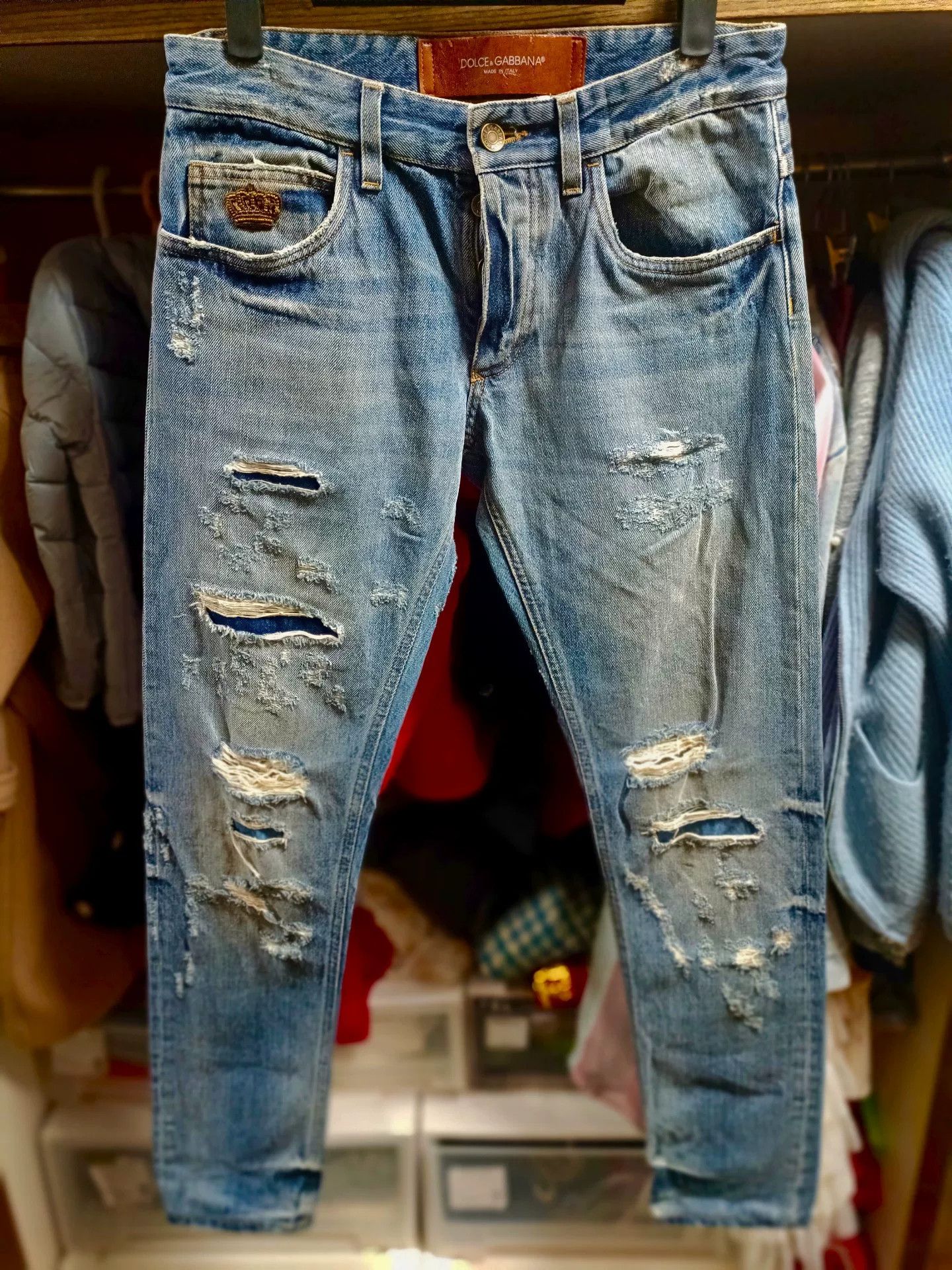 Dolce & Gabbana Dolce & Gabbana Crown Bee Embroidery Jeans 44 Size US 28 / EU 44 - 1 Thumbnail