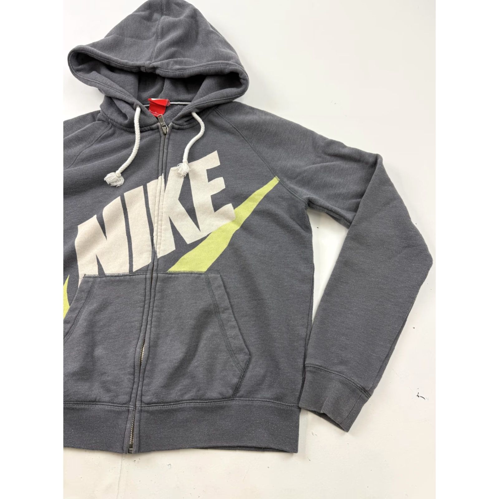 Nike Nike Hoodie Mens Medium Gray Full Zip Big Logo Sample Sweatshirt 545653-021 Size US M / EU 48-50 / 2 - 3 Thumbnail