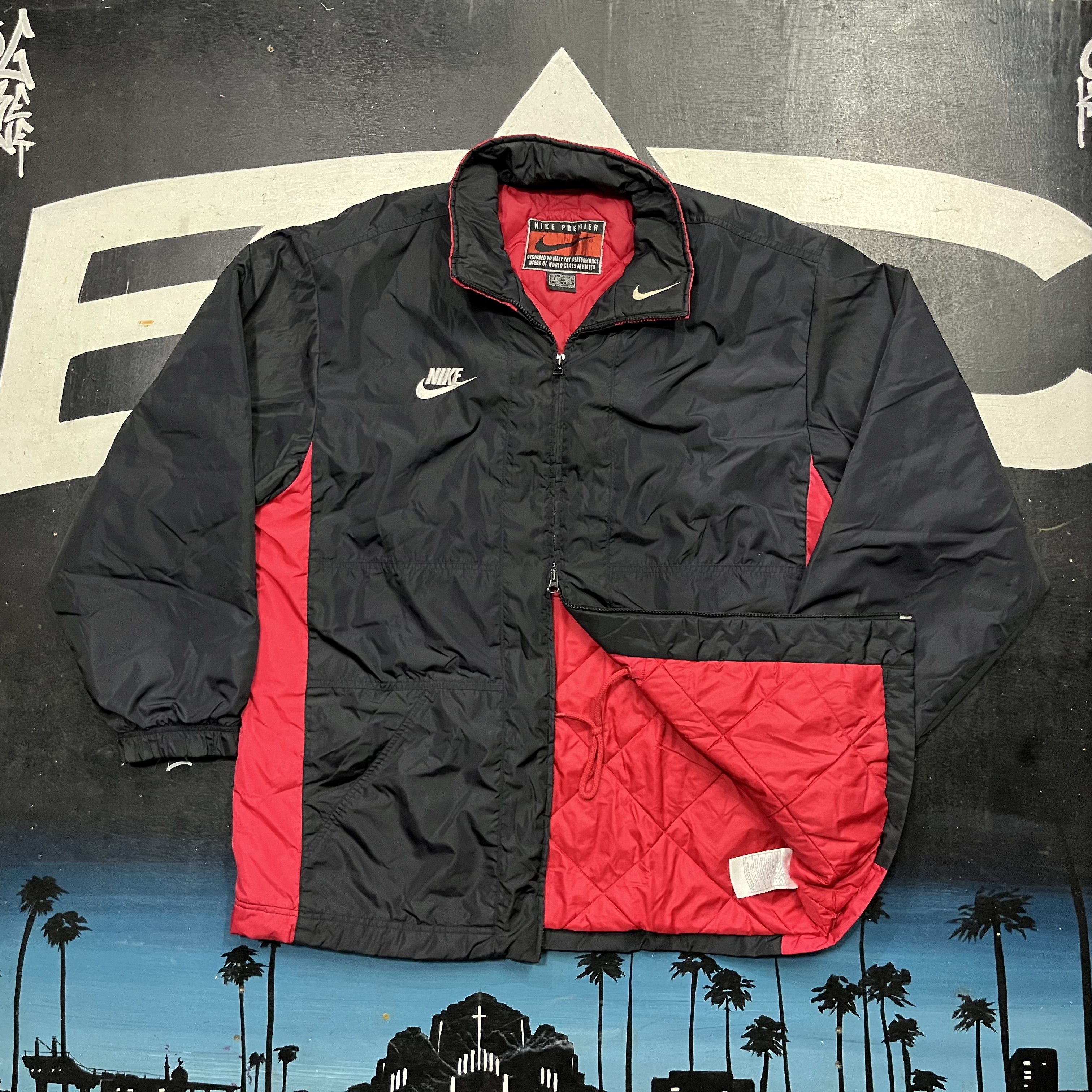 Nike VTG NIKE JACKET Size US L / EU 52-54 / 3 - 1 Thumbnail