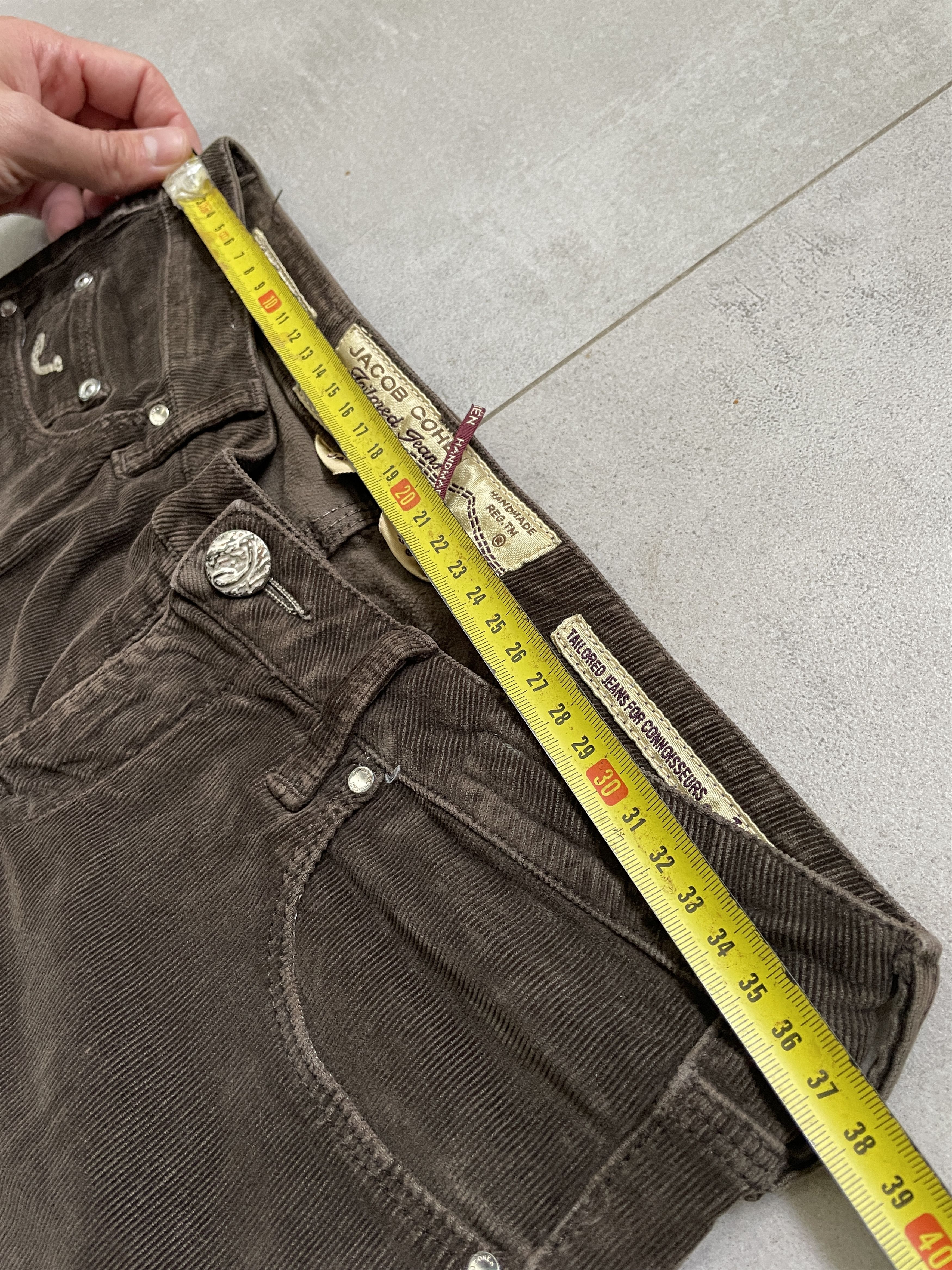 Jacob Cohen JACOB COHEN BROWN COURDUROI SLIM FIT JEANS Size US 29 - 10 Thumbnail