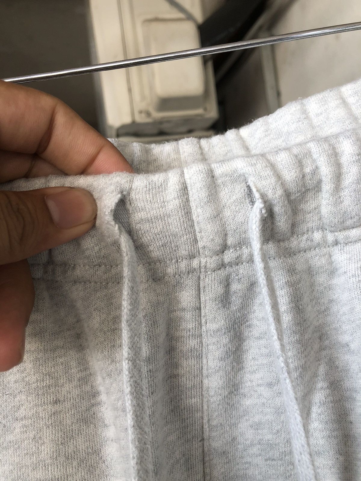 Essentials Essentials x Fear of God Gray Core Sweatpants Size US 33 - 7 Thumbnail