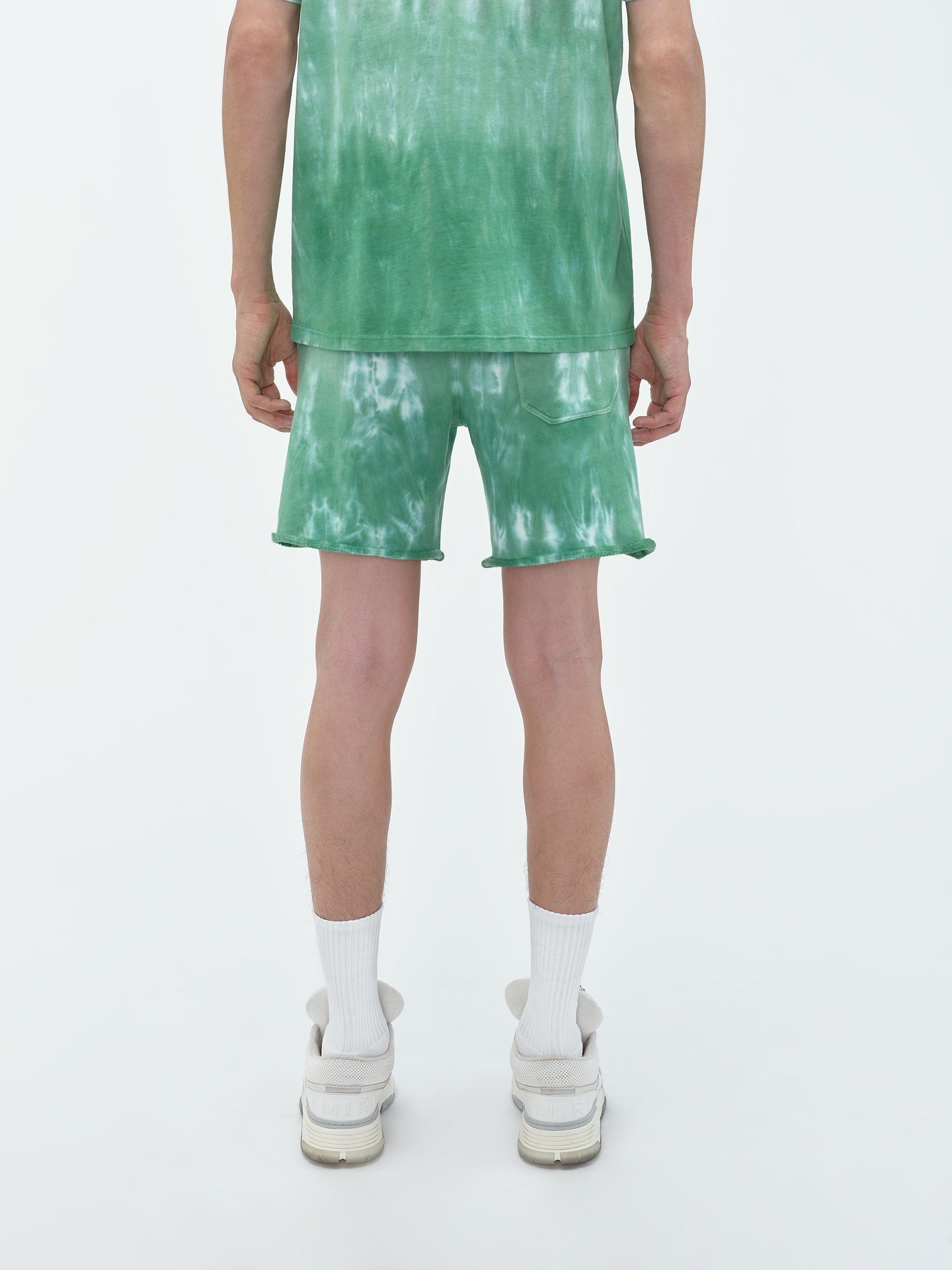 Amiri o1s1wg110425 Ma Logo Dip Dye Sweatshort in Green Size US 36 / EU 52 - 5 Thumbnail