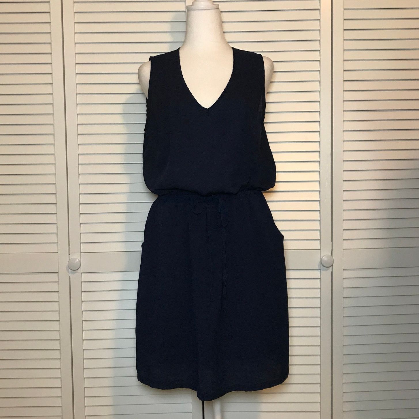 Other Hypnotized V-neck Sleeveless Knee-length Dress Size XS / US 0-2 / IT 36-38 - 1 Thumbnail