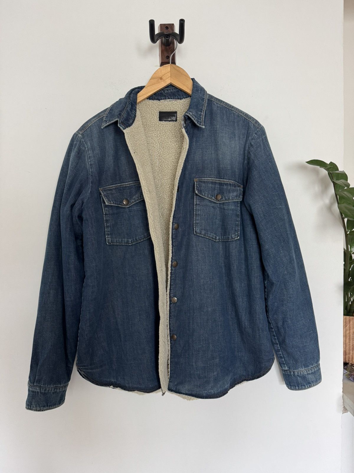 Saint Laurent Paris Sherpa Denim shirt Size US XL / EU 56 / 4 - 1 Thumbnail