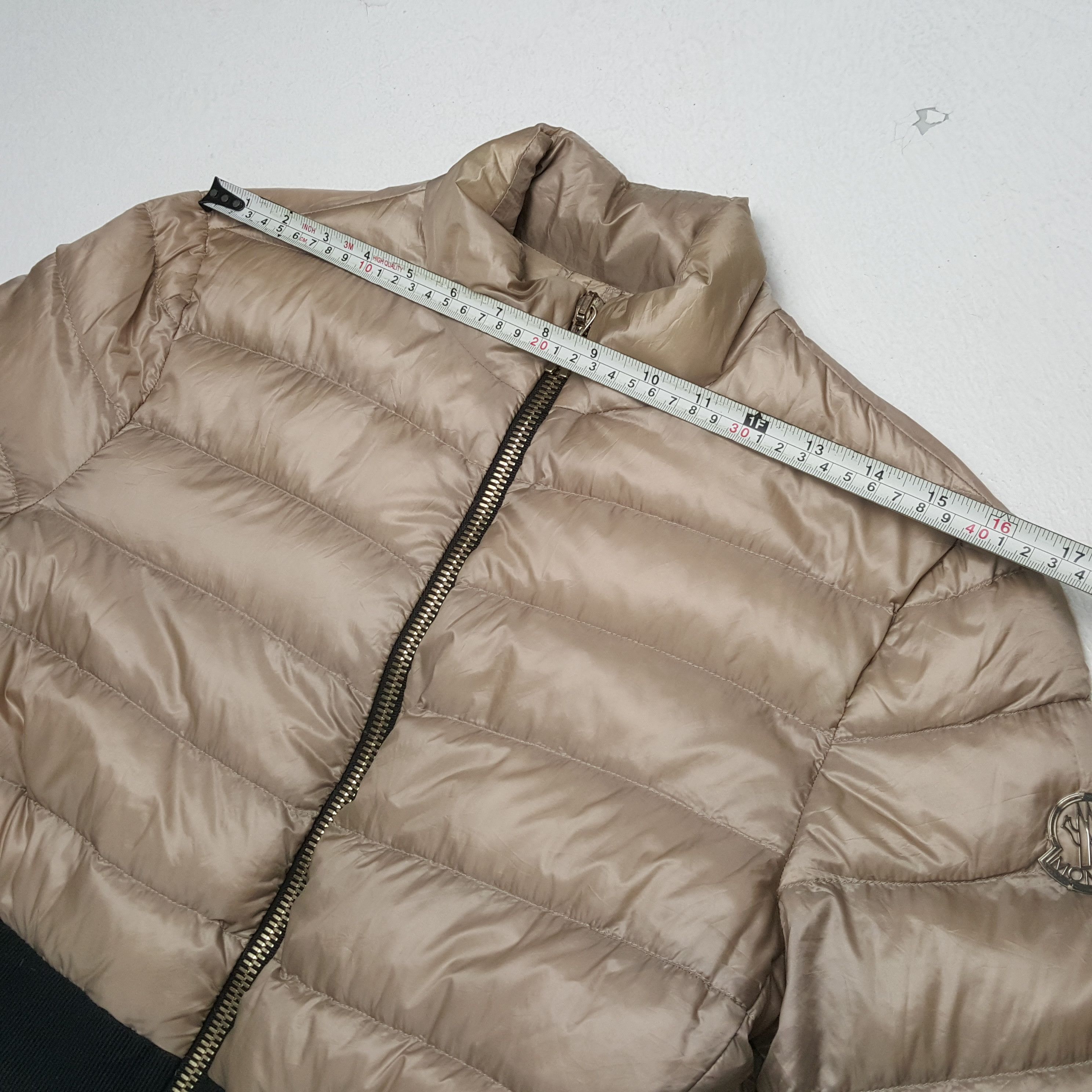 Moncler × Vintage MONCLER Italian Brand Fashion Style Puffer Jacket Size S / US 4 / IT 40 - 4 Thumbnail
