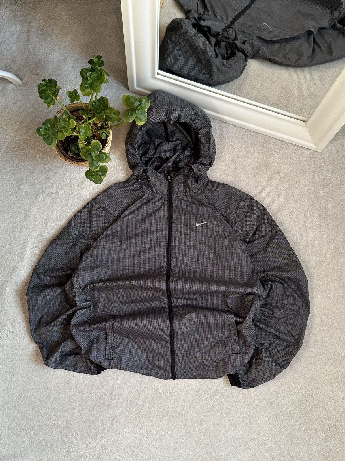 Nike Nike Vintage Oversize Basic Logo Light Jacket Size US S / EU 44-46 / 1 - 1 Thumbnail