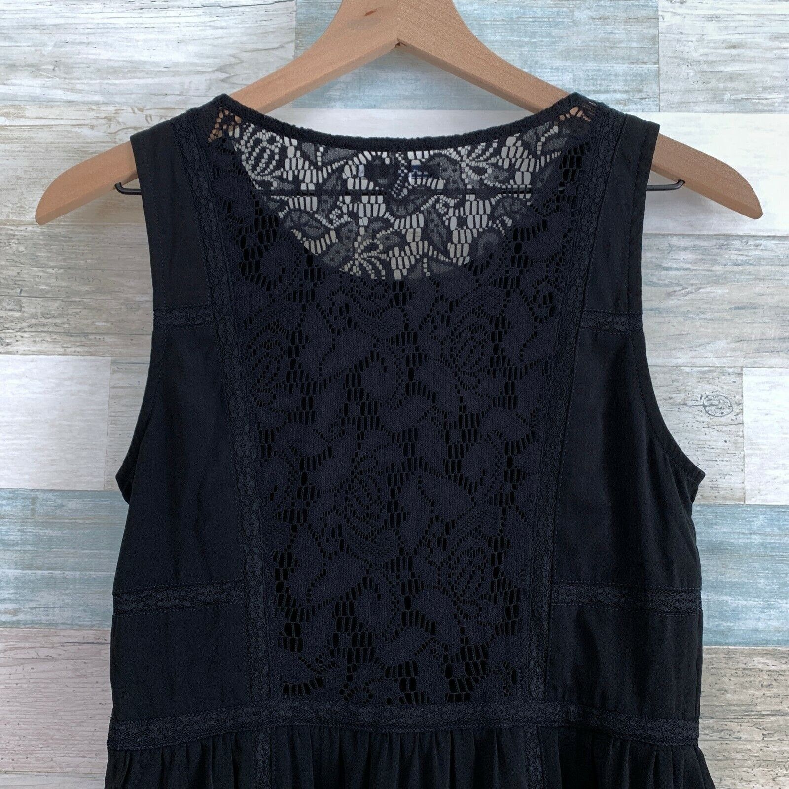 American Eagle Outfitters American Eagle Lace Back Mini Dress Black Sleeveless 4 Size S / US 4 / IT 40 - 5 Thumbnail
