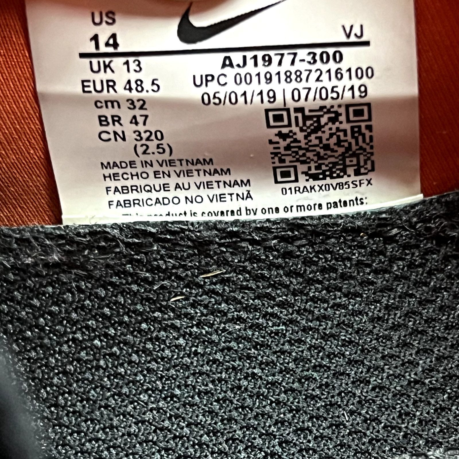 Nike Nike Free Run Shield Running Sneakers Men Size 14 Green Size US 14 / EU 47 - 8 Thumbnail