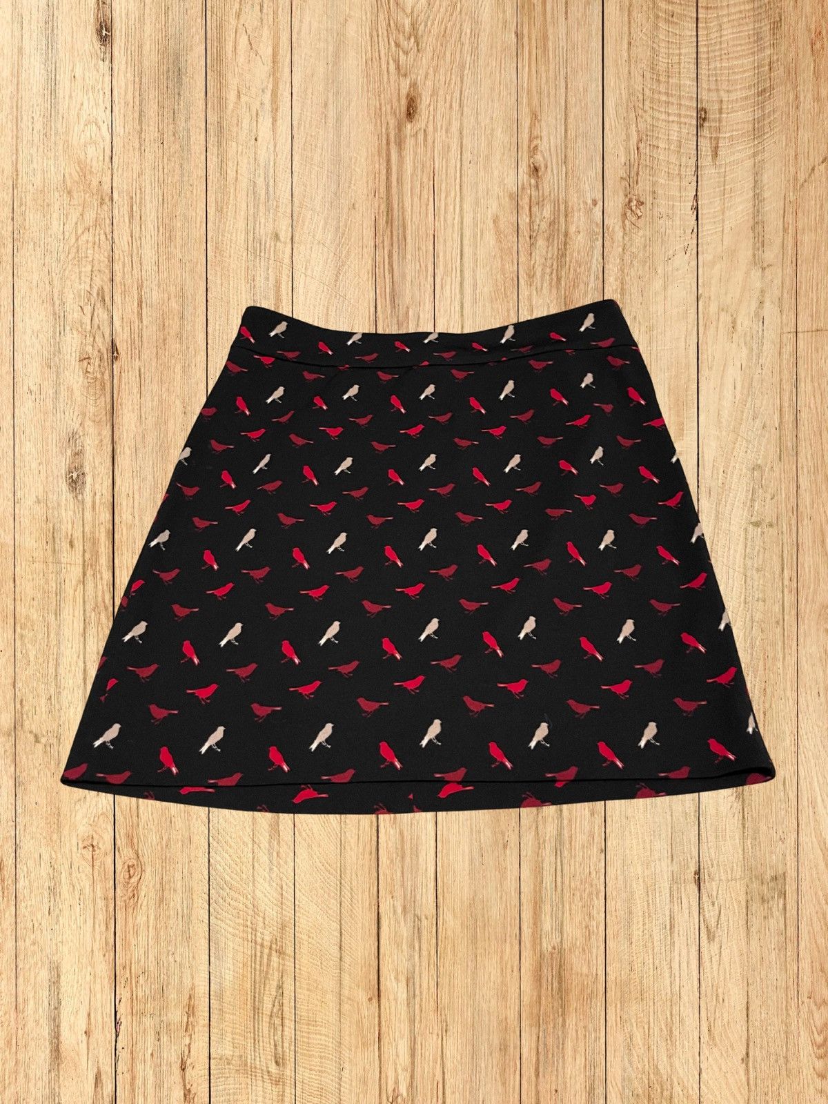 Vivienne Tam Vivienne Tam Whimsical Red & White Bird Print Skirt – S 12 Size 34" / US 12 / IT 48 - 1 Thumbnail
