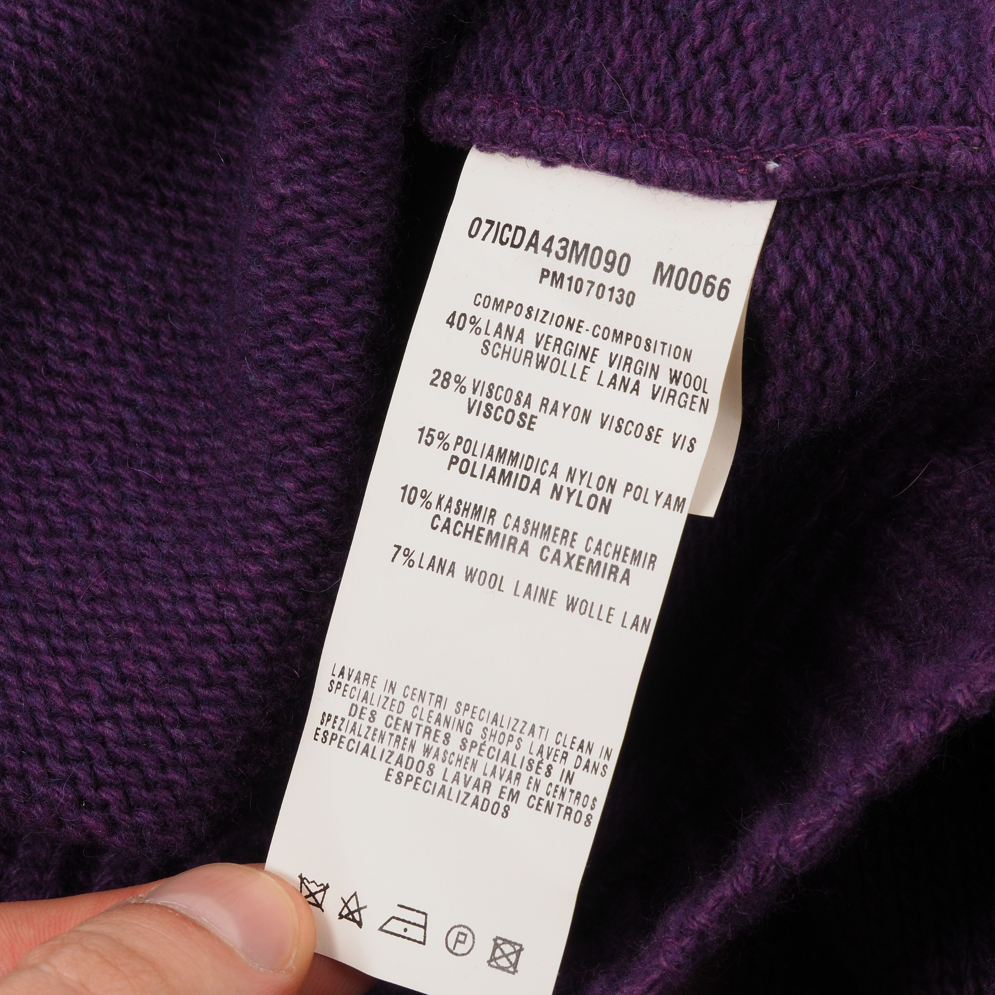 Roberto Cavalli Roberto Cavalli Vintage Purple Fur Knit Sweater Cardigan Size M / US 6-8 / IT 42-44 - 8 Thumbnail