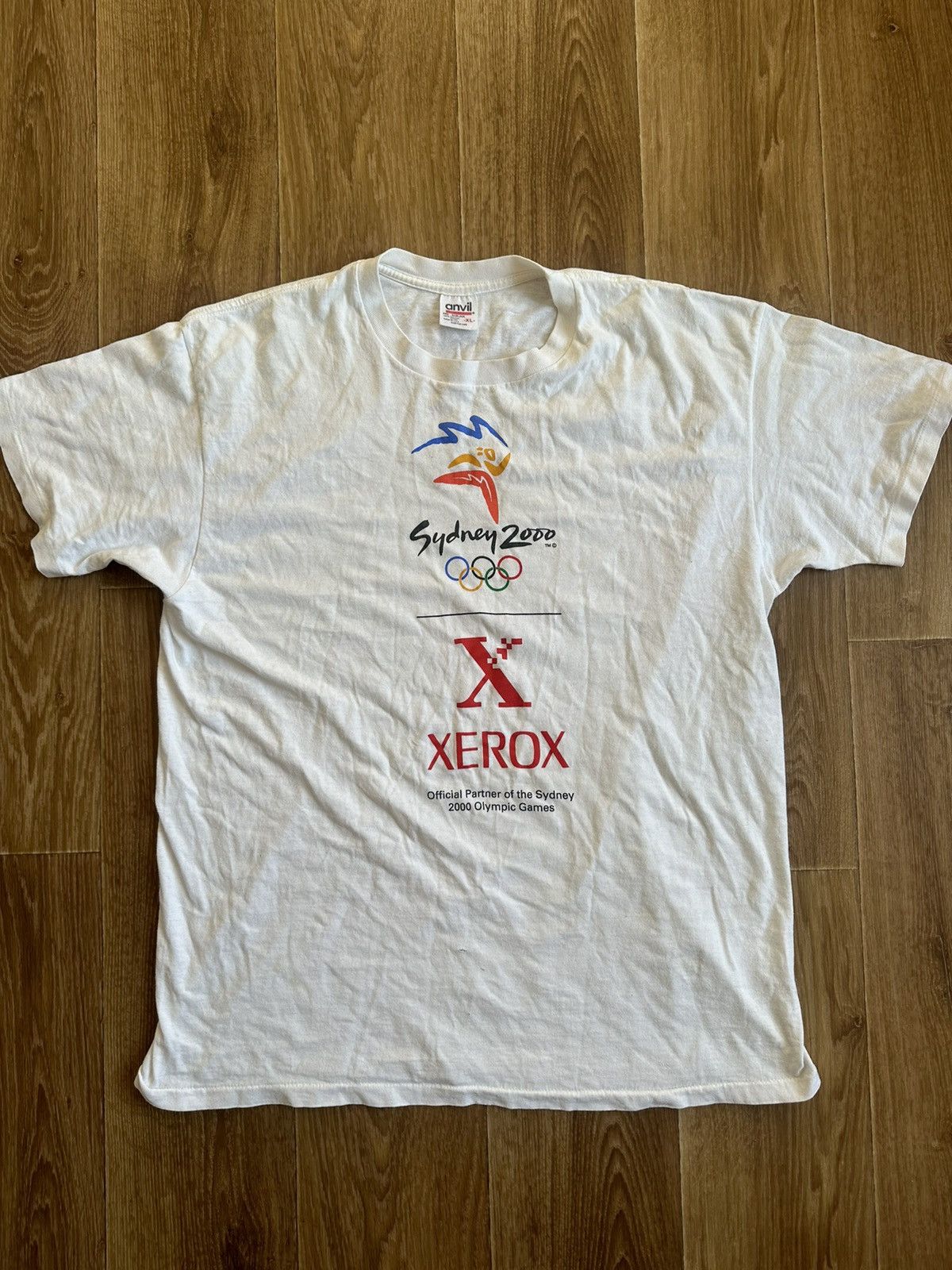 USA Olympics × Vintage Vintage 2000 Sydney Olympics Single Stitch White Tee Size US XL / EU 56 / 4 - 1 Thumbnail