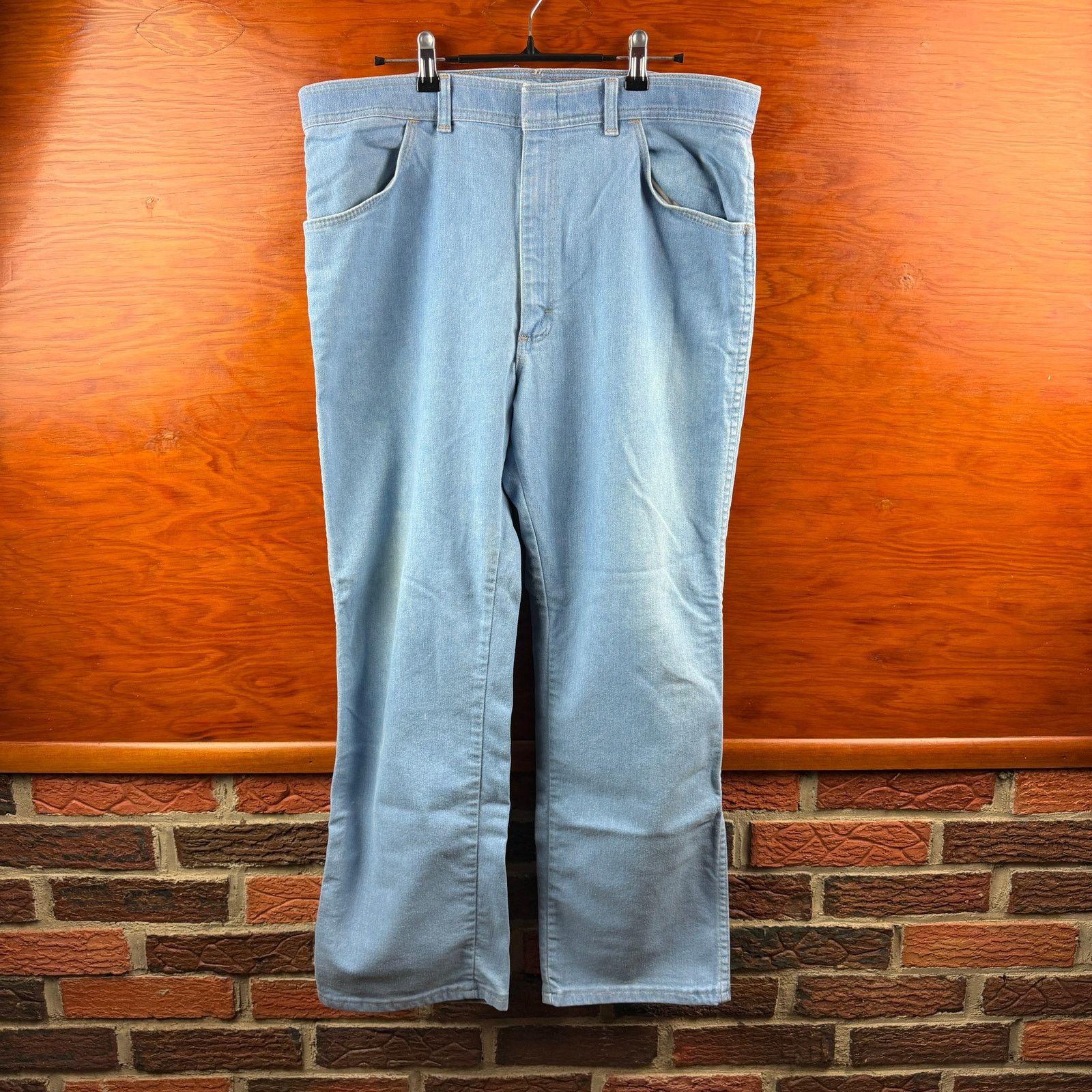 Wrangler Vintage Wrangler Blue Jeans light Wash Size 38x30 USA Made Size US 38 / EU 54 - 1 Thumbnail