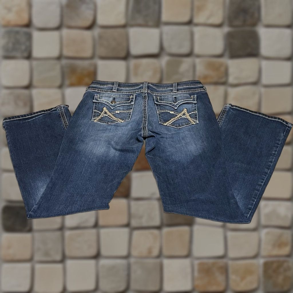 Ariat Ariat Jeans Bootcut Womens Distressed Blue Denim 36x32 32R 36in Waist Inseam Regular Cowboy Southwestern Logo Button Size 25" / US 0 / IT 36 - 1 Thumbnail
