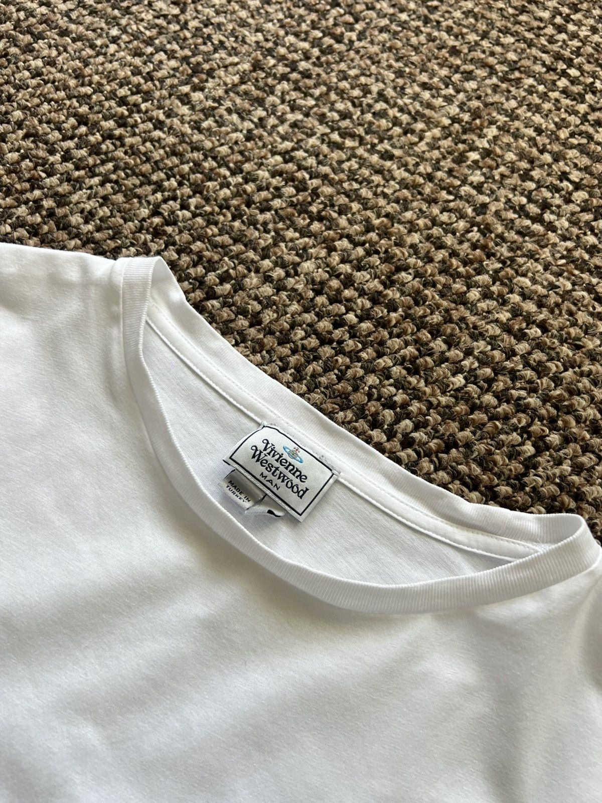 Vivienne Westwood Vintage Vivienne Westwood Y2k logo T-shirt Size US XL / EU 56 / 4 - 8 Thumbnail