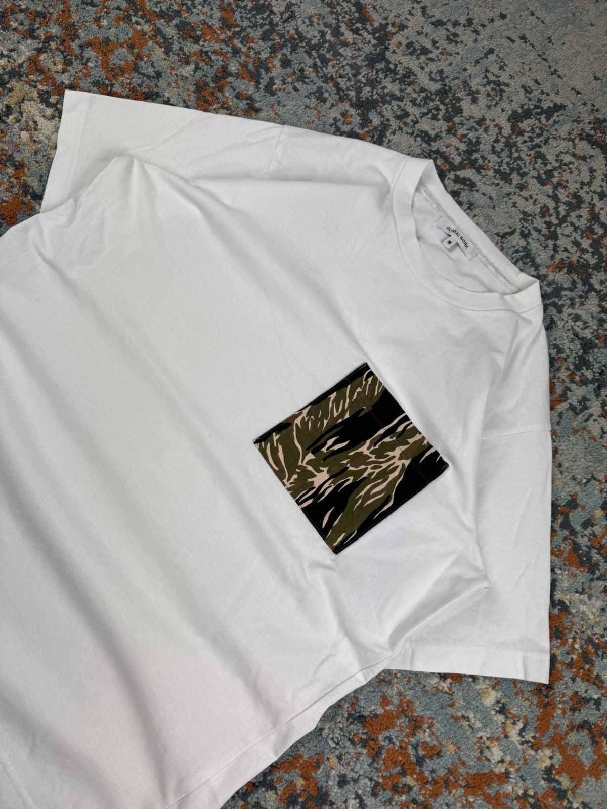 Global Work Global Work camo print pocket tee essential basic workwear Size US M / EU 48-50 / 2 - 3 Thumbnail