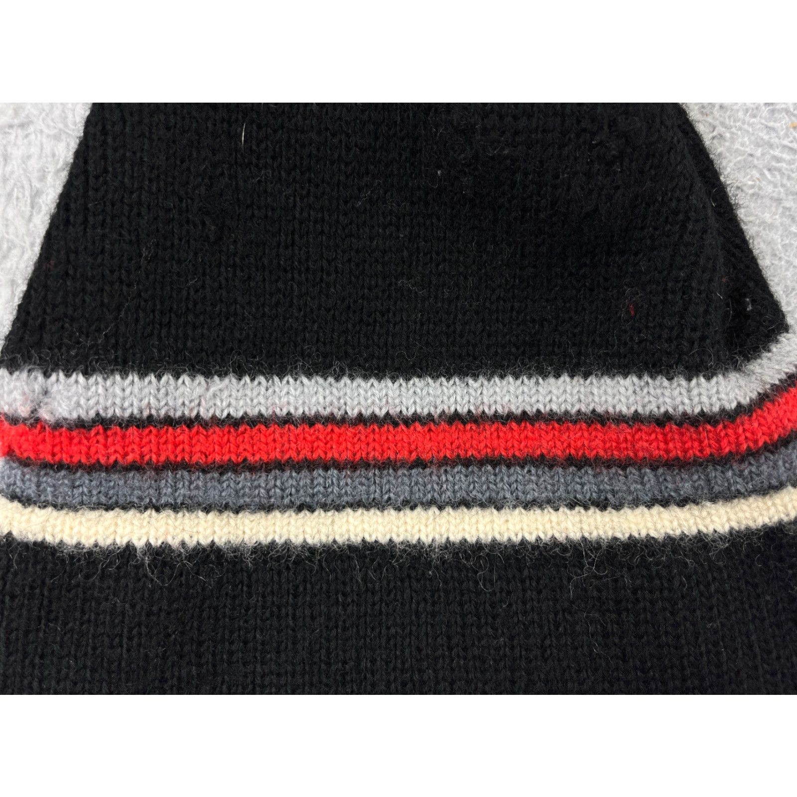 Vintage Herman's Beanie Toque Adult One Size Black Red White Stripe 100% Wool Ski Winter Size ONE SIZE - 2 Thumbnail