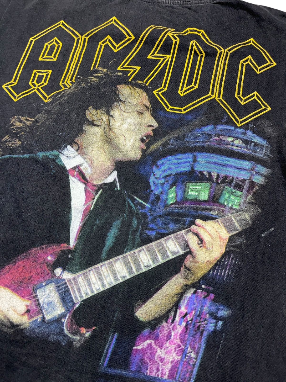 AC/DC × Band Tees × Vintage Vintage 90s AC/DC Bootleg Angus Young Snake Cross T-Shirt Size US L / EU 52-54 / 3 - 6 Thumbnail
