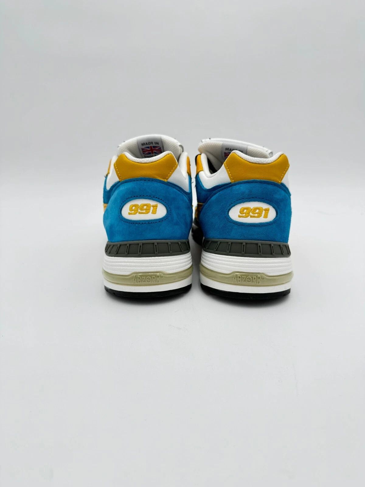 New Balance SNS New Balance 991 Yellow Blue White Made in UK Size US 10 / EU 43 - 2 Thumbnail