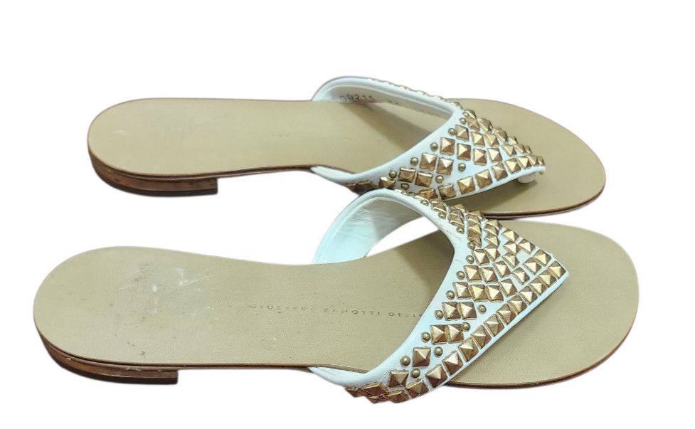 Giuseppe Zanotti Giuseppe Zanotti White Leather Studded Sandals 36 Size US 6 / IT 36 - 4 Thumbnail