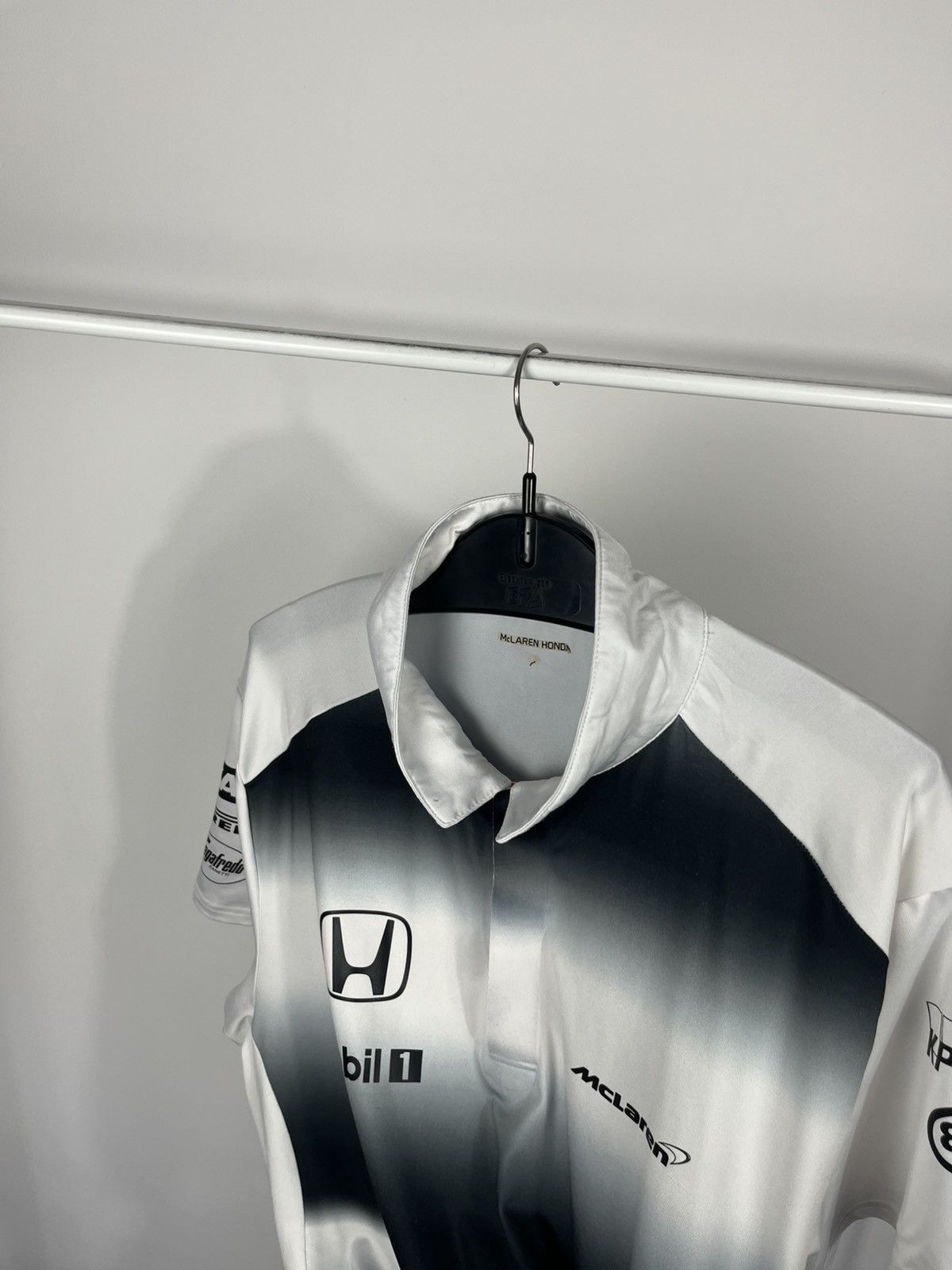 Honda McLaren Honda F1 Team Polo Shirt Racing SAP Mobil1 Size L Size US L / EU 52-54 / 3 - 14 Thumbnail